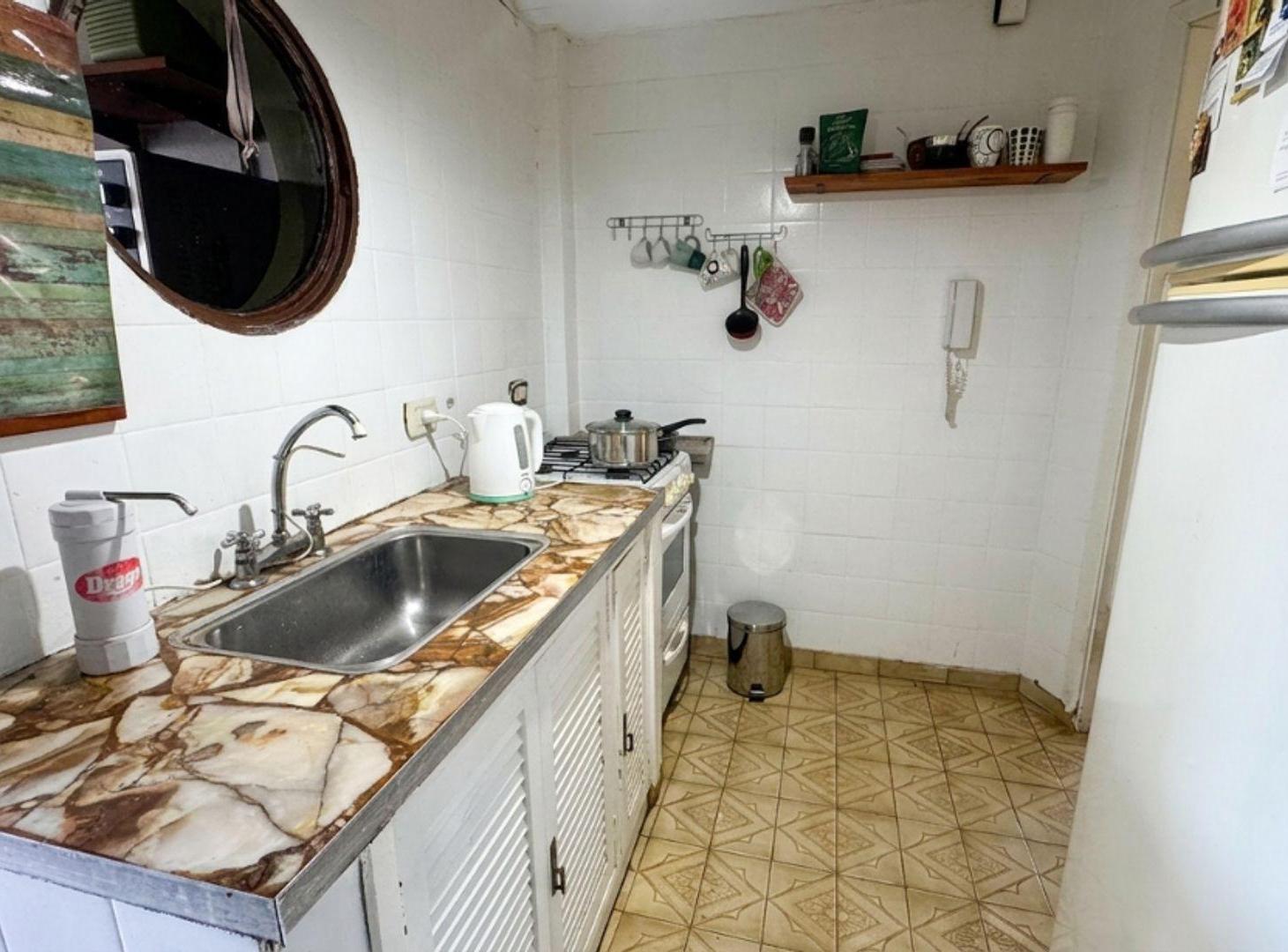 Foto de DEPARTAMENTO DE DOS DORMITORIOS, QUINCHO Y TERRAZA, imagen 3
