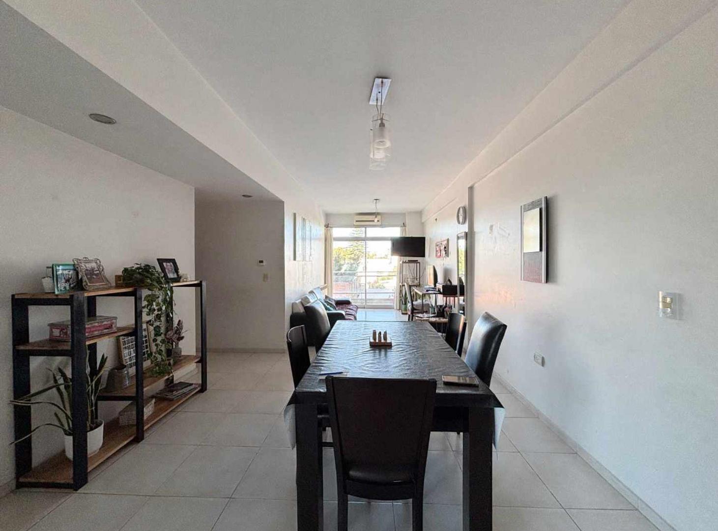 Foto de DEPARTAMENTO DE 2 DORMITORIOS + ESCRITORIO, imagen 2