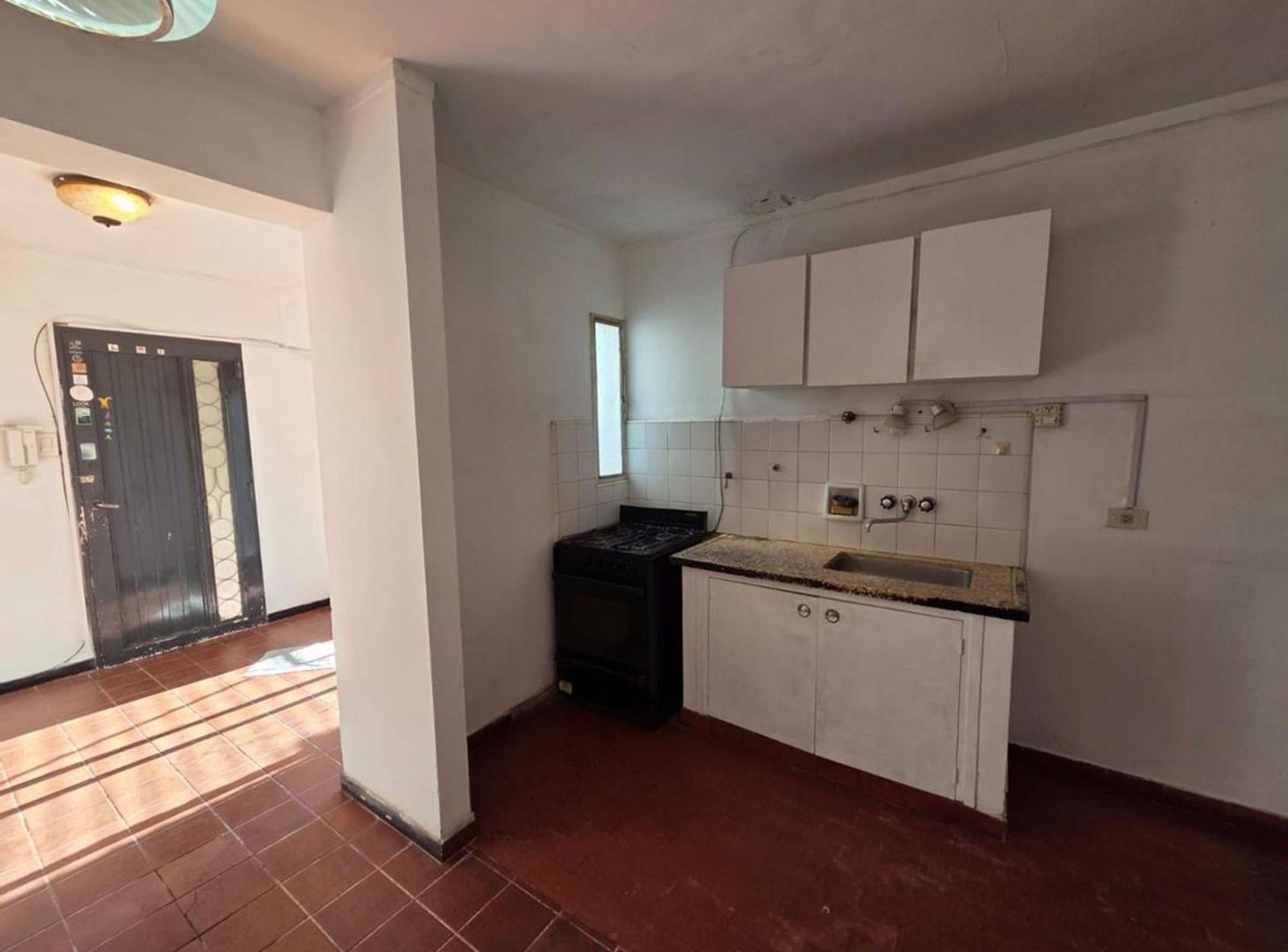 Foto de PH en VENTA de 1 DORMITORIO en LA PLATA con PATIO, imagen 1