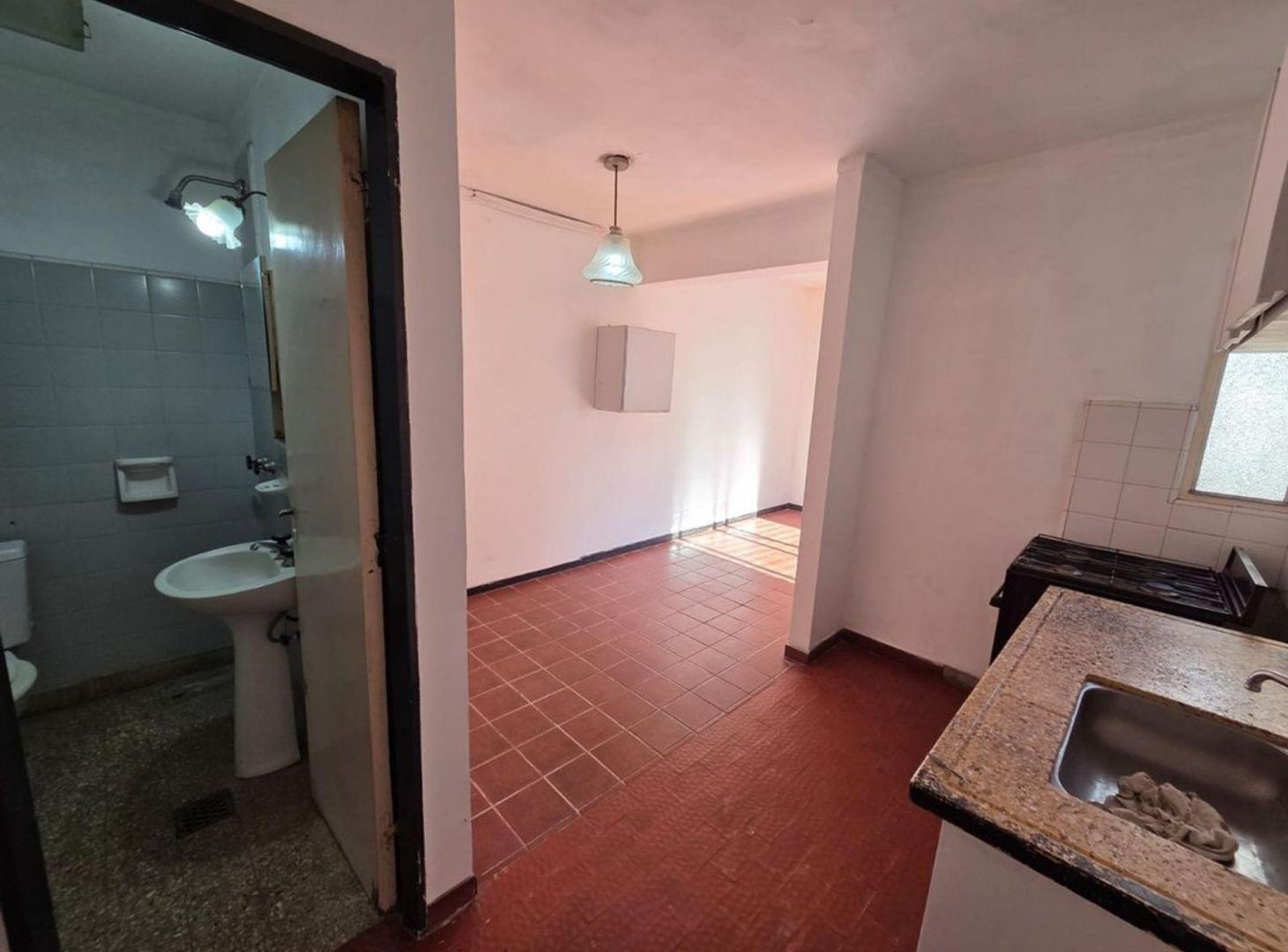 Foto de PH en VENTA de 1 DORMITORIO en LA PLATA con PATIO, imagen 5
