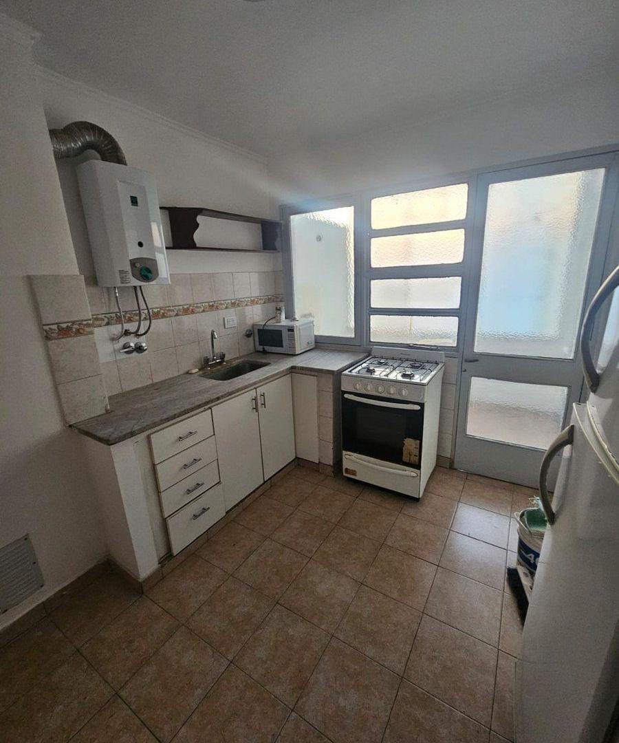 Foto de Departamento 3 dormitorios en alquiler - La Plata, imagen 2