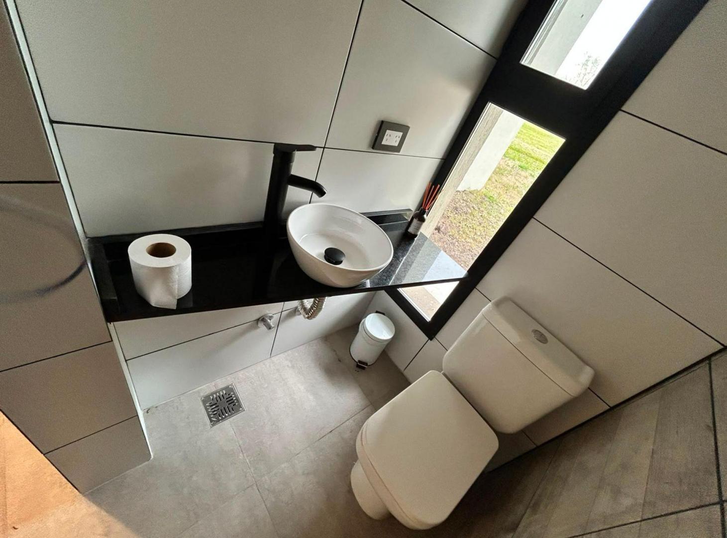 Foto de VENTA CASA HARAS DEL SUR 3 A ESTRENAR C/ PILETA, imagen 3