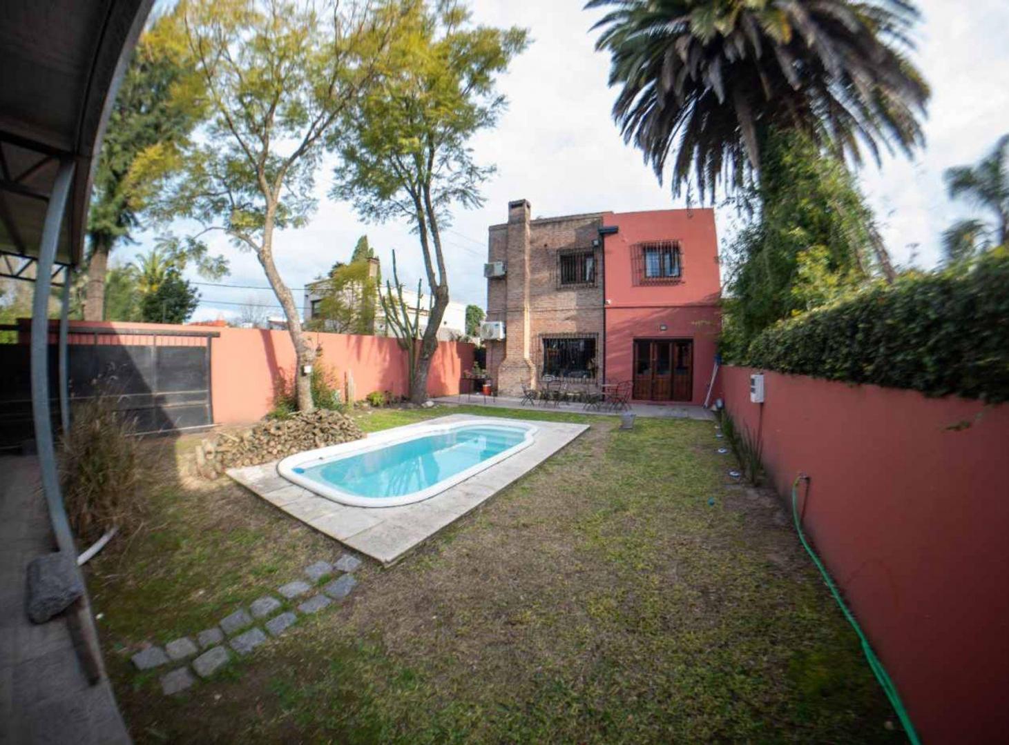 Foto de Venta casa 5 dormitorios en GONNET, imagen 1