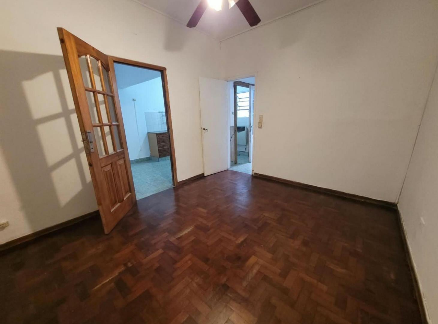 Foto de PH en VENTA de 1 DORMITORIO en LA PLATA, imagen 3