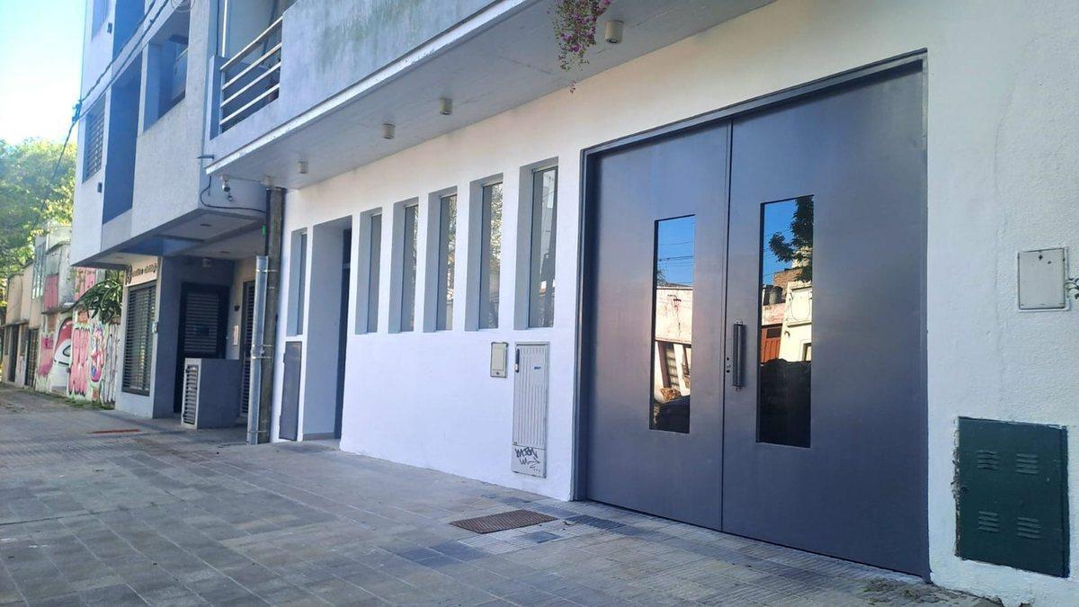 Foto de Departamento en VENTA 1 dorm. con patio - LA PLATA, imagen 2