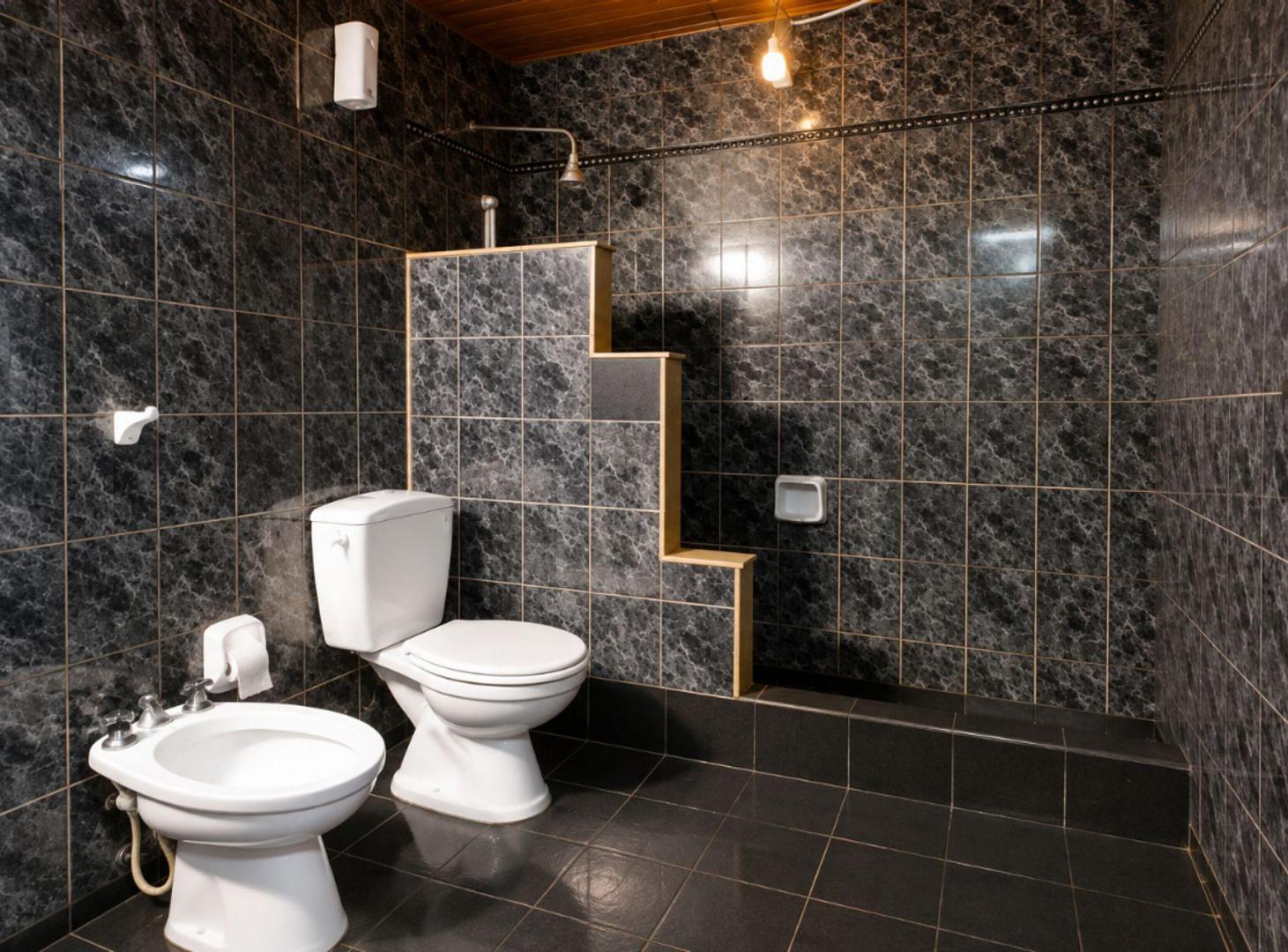 Foto de Casa en venta 2 dormitorios y departamento, imagen 3