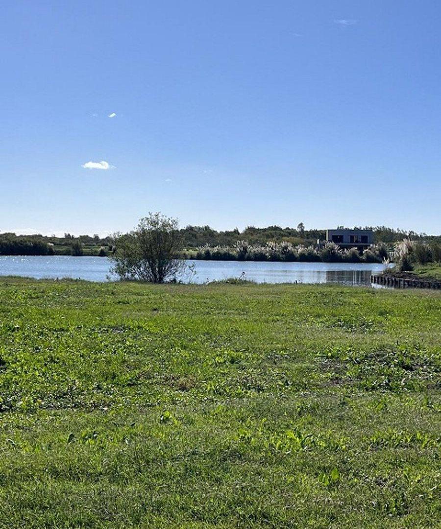 Foto de Venta de Terreno a la Laguna - PUEBLOS DEL PLATA, imagen 1