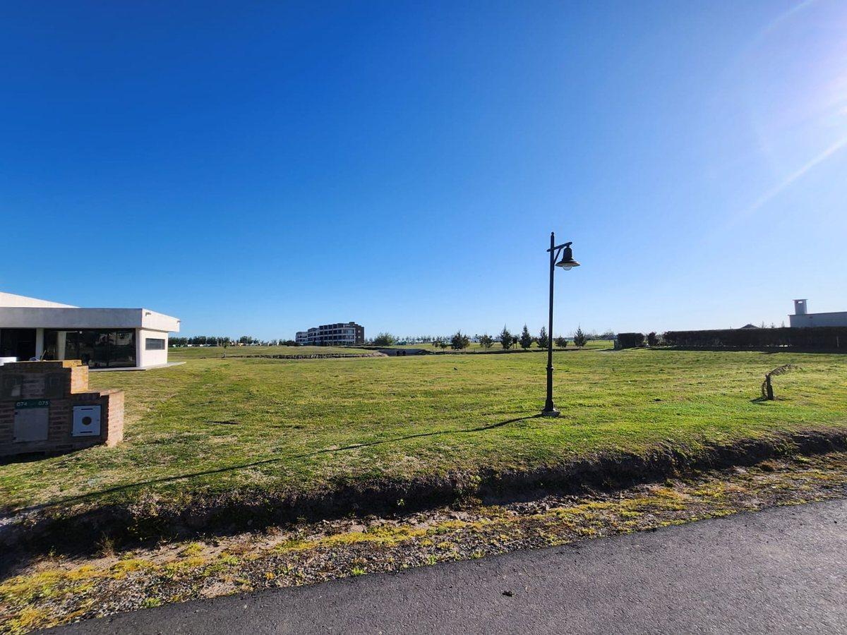 Foto de LOTE EN HARAS DEL SUR 3 AL GOLF BARRIO PALMERAS, imagen 4