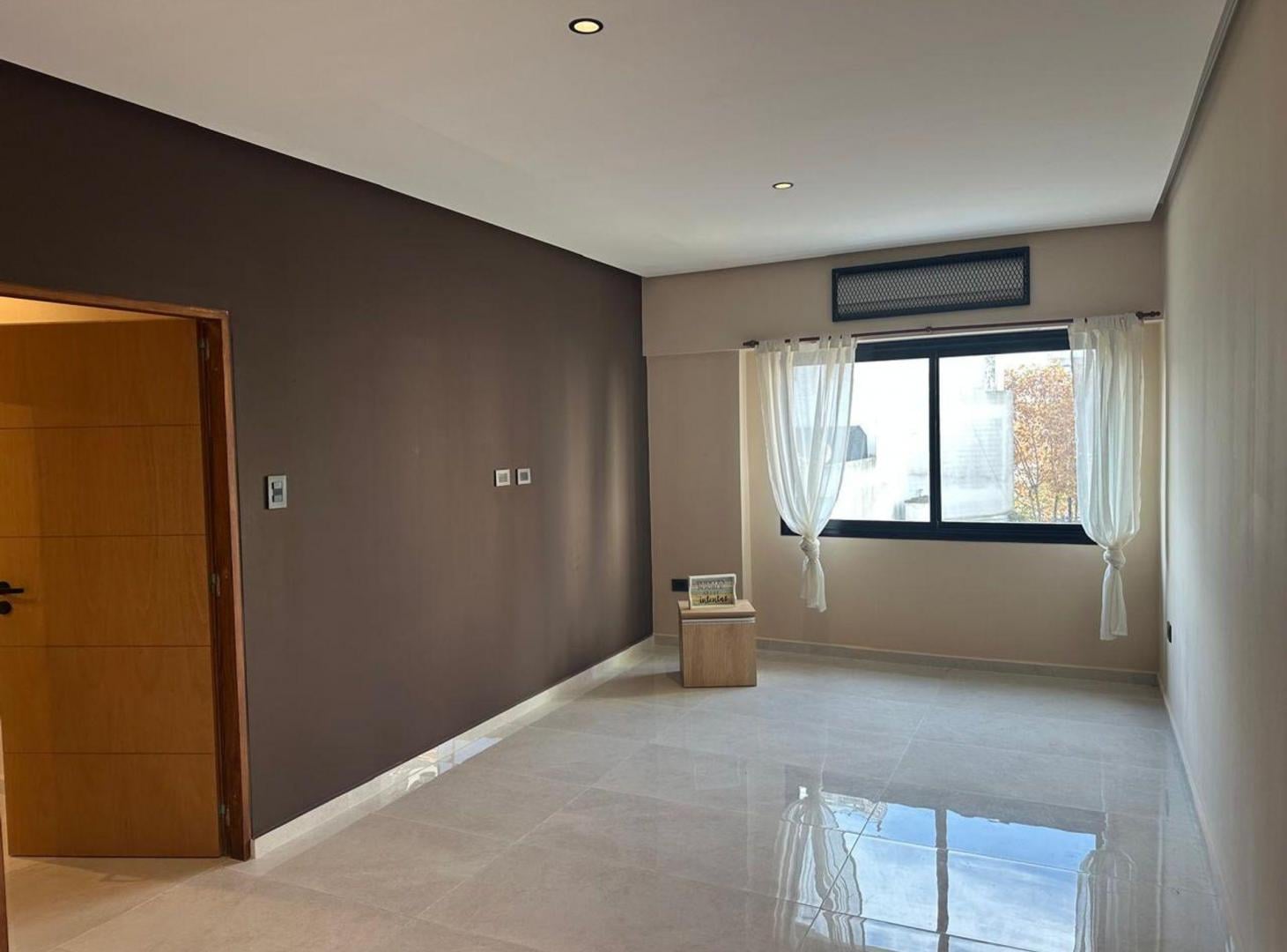 Foto de Departamento venta tres ambientes La Plata, imagen 5