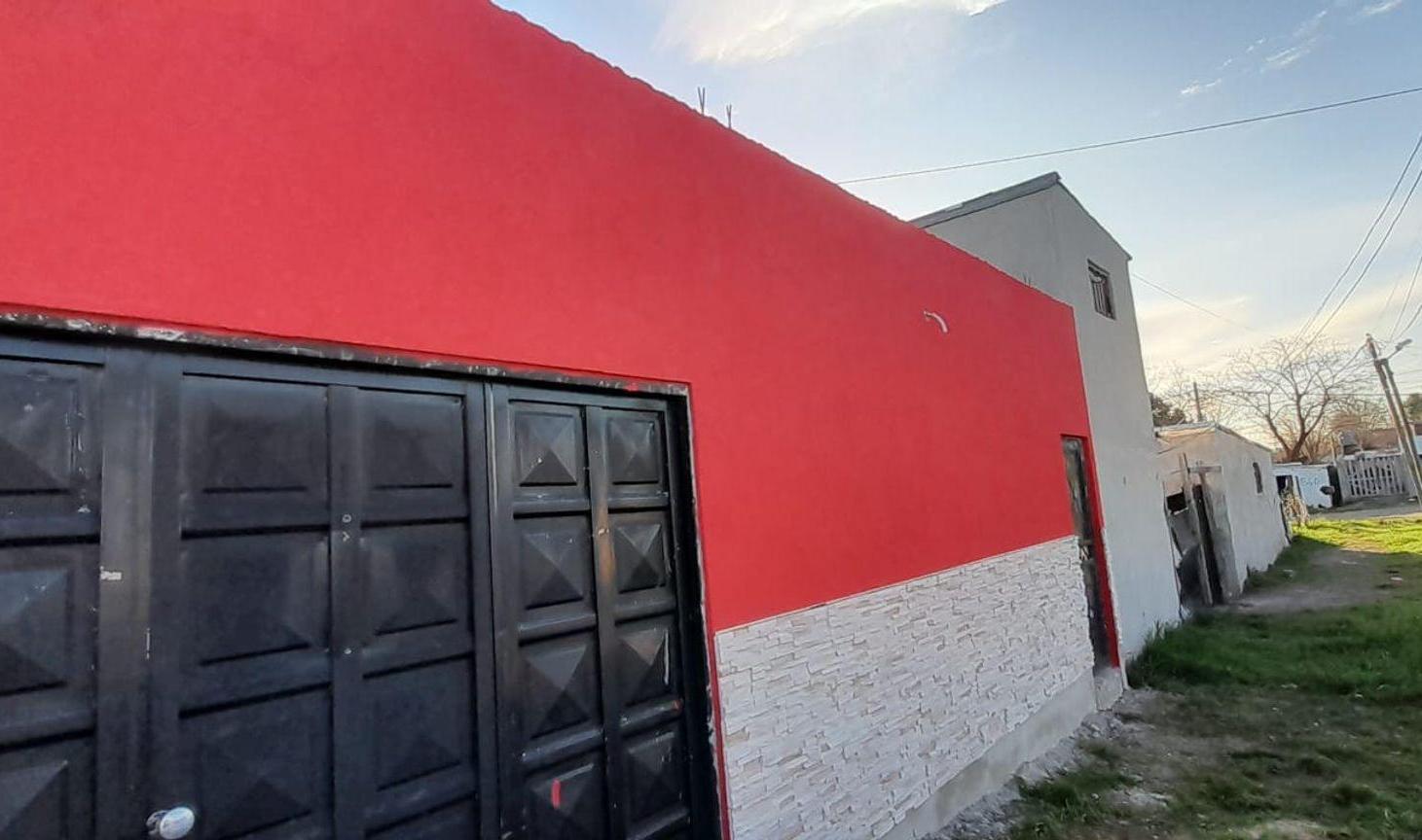 Foto de Casita, un dormi., cochera cubierta, amplio lote, imagen 2