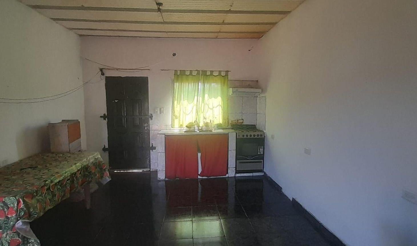 Foto de Casita, un dormi., cochera cubierta, amplio lote, imagen 5