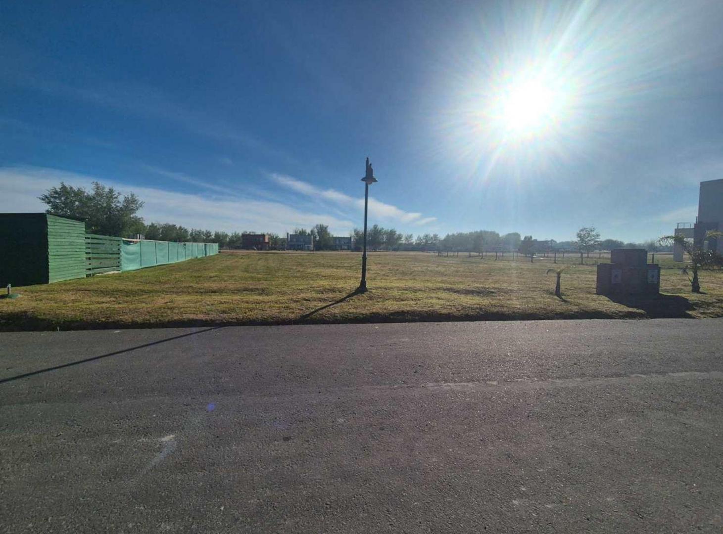 Foto de LOTE HARAS DEL SUR 3 BARRIO PALMERAS ESCRITURADO, imagen 2