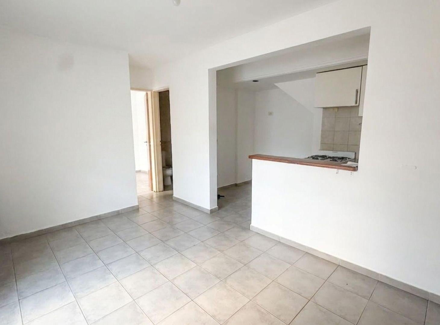 Foto de DEPARTAMENTO EN PB DE UN DORMITORIO Y PATIO, imagen 2