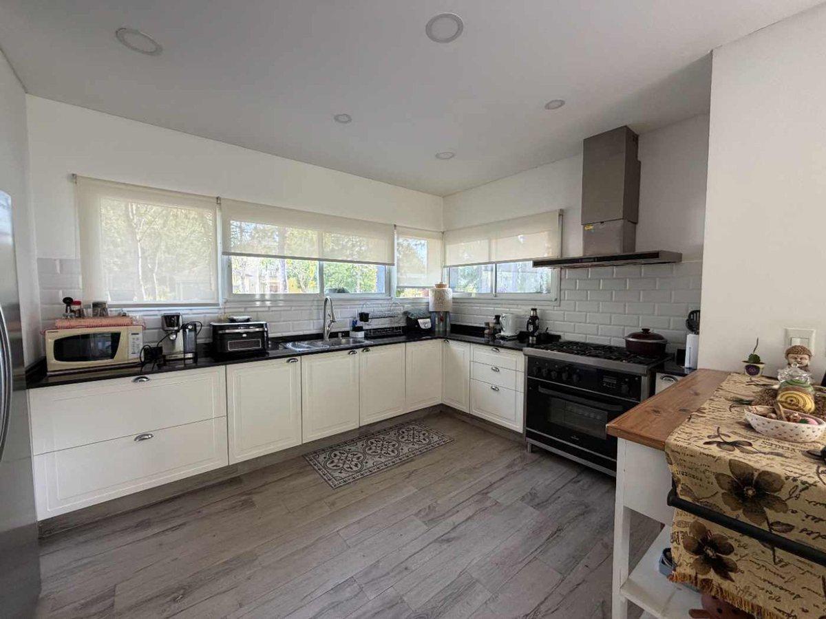 Foto de CASA EN BARRIO CERRADO MIRALAGOS - VENTA, imagen 2