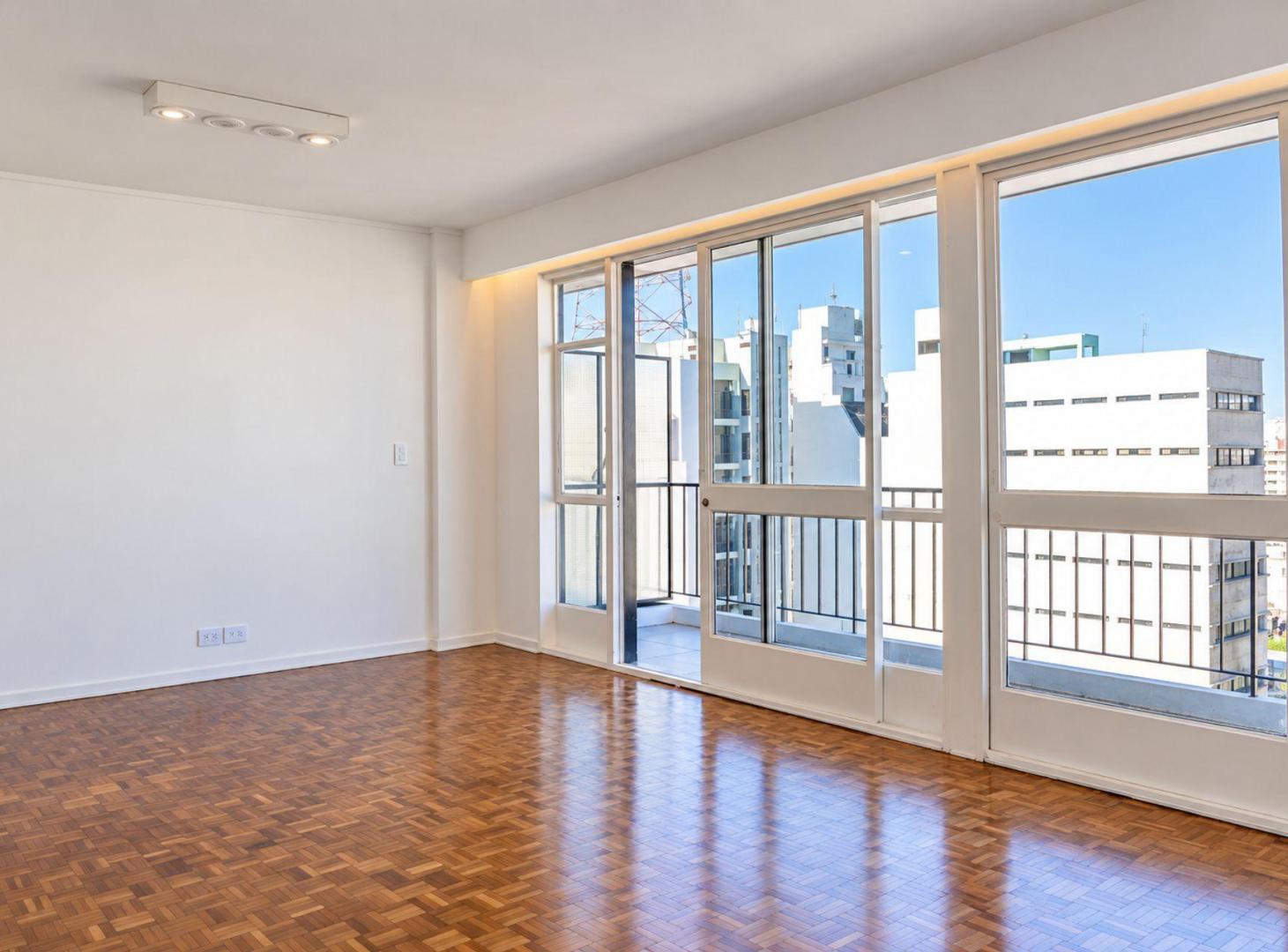 Foto de DEPTO EN VENTA, 2 DORMITORIOS, ESCRITORIO Y BALCON, imagen 2