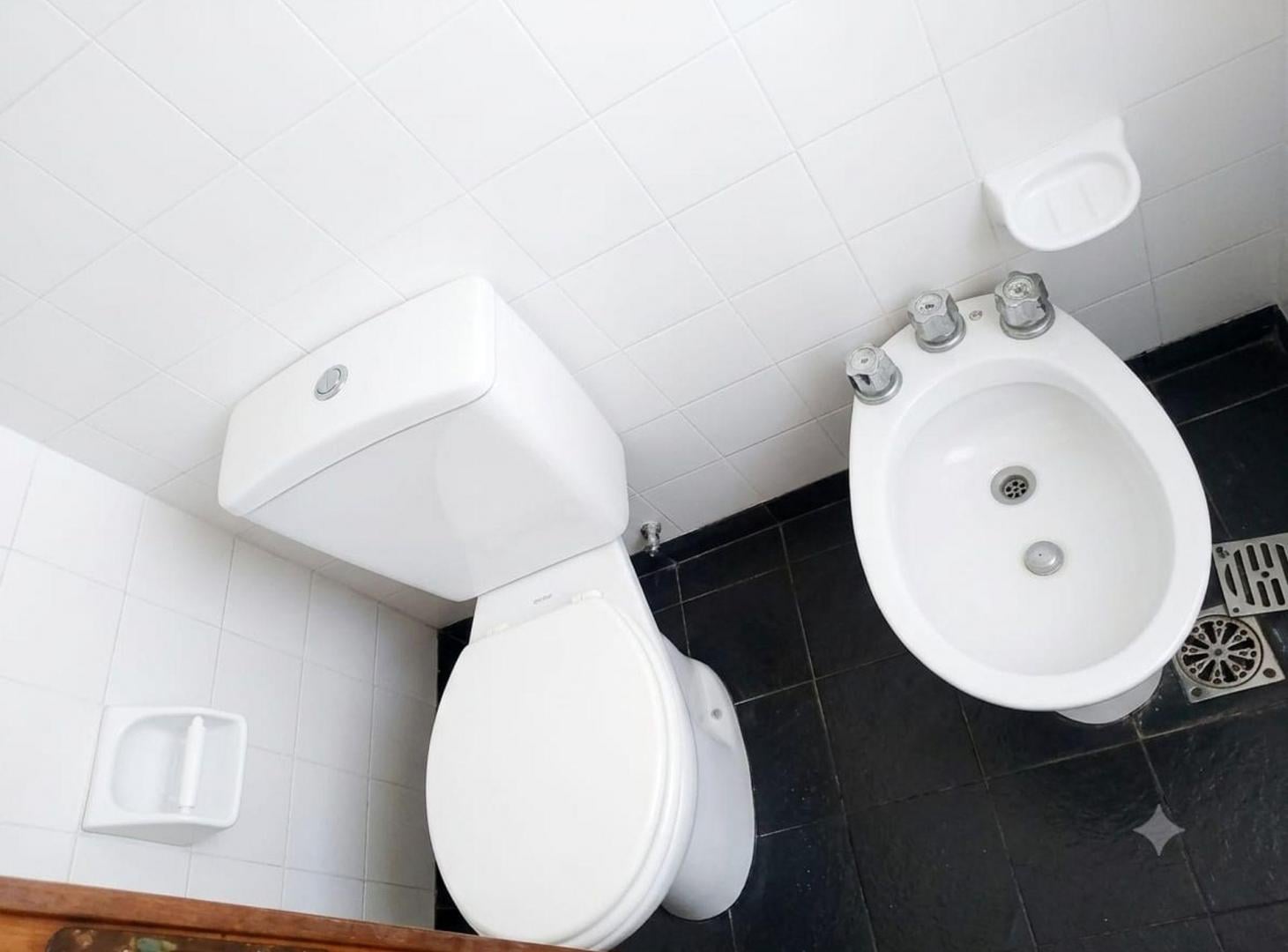 Foto de DEPARTAMENTO DE 2 DORMITORIOS CON COCHERA, imagen 2