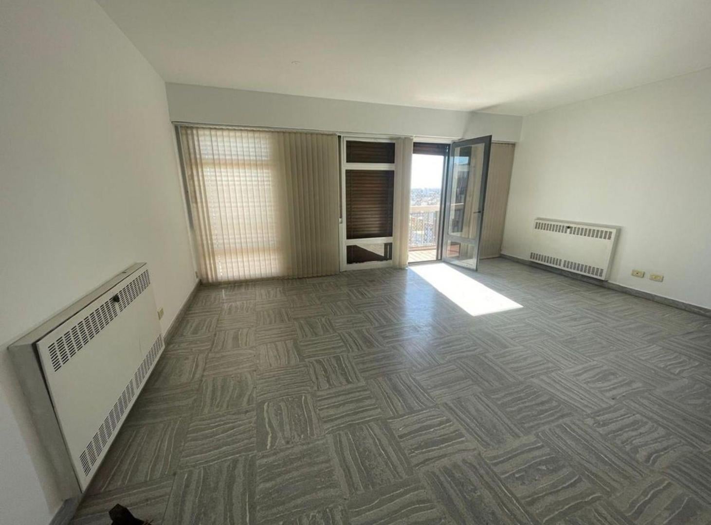 Foto de Departamento Centrico 4 Dormitorios EN ALQUILER, imagen 2