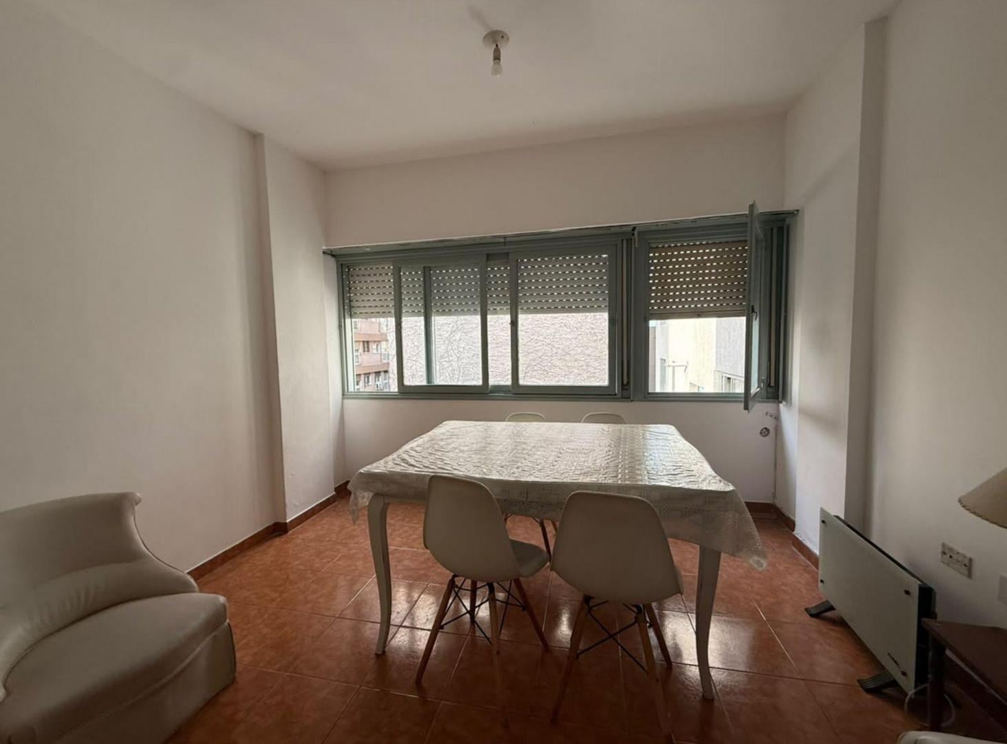 Foto de Departamento 3 dormitorios en alquiler - La Plata, imagen 2