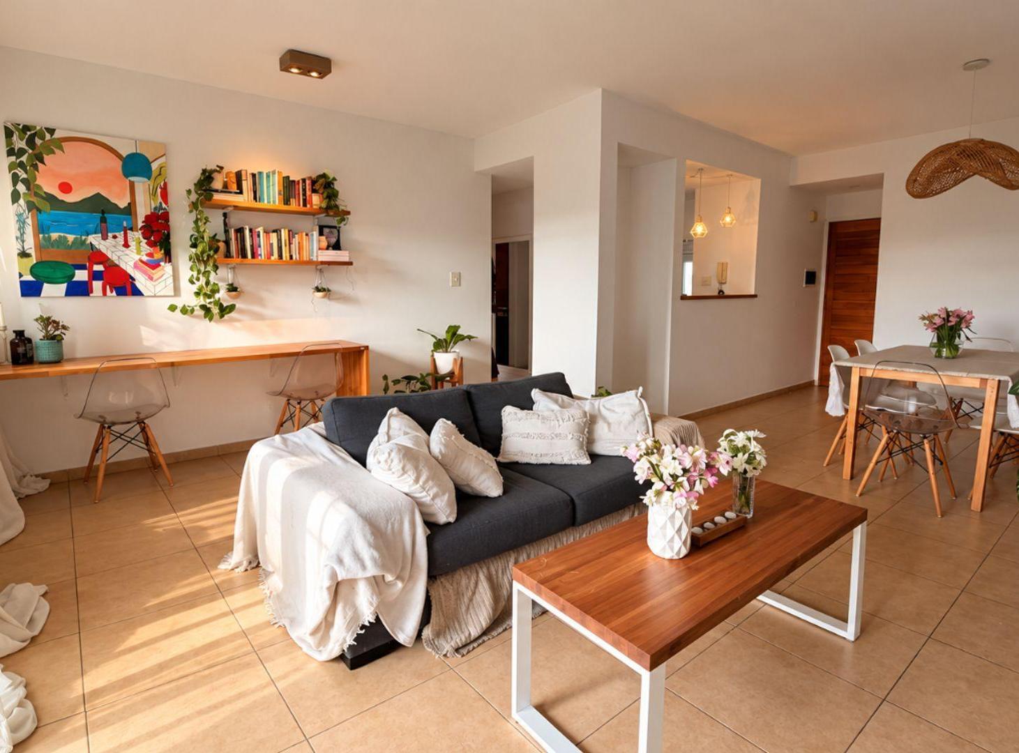 Foto de DEPTO EN VENTA, UN DORMITORIO, BALCON Y COCHERA., imagen 2