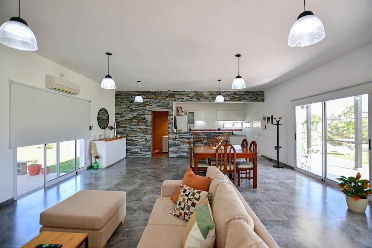 Foto de Venta Casa Quinta Parque Pileta Los Hornos, imagen 5