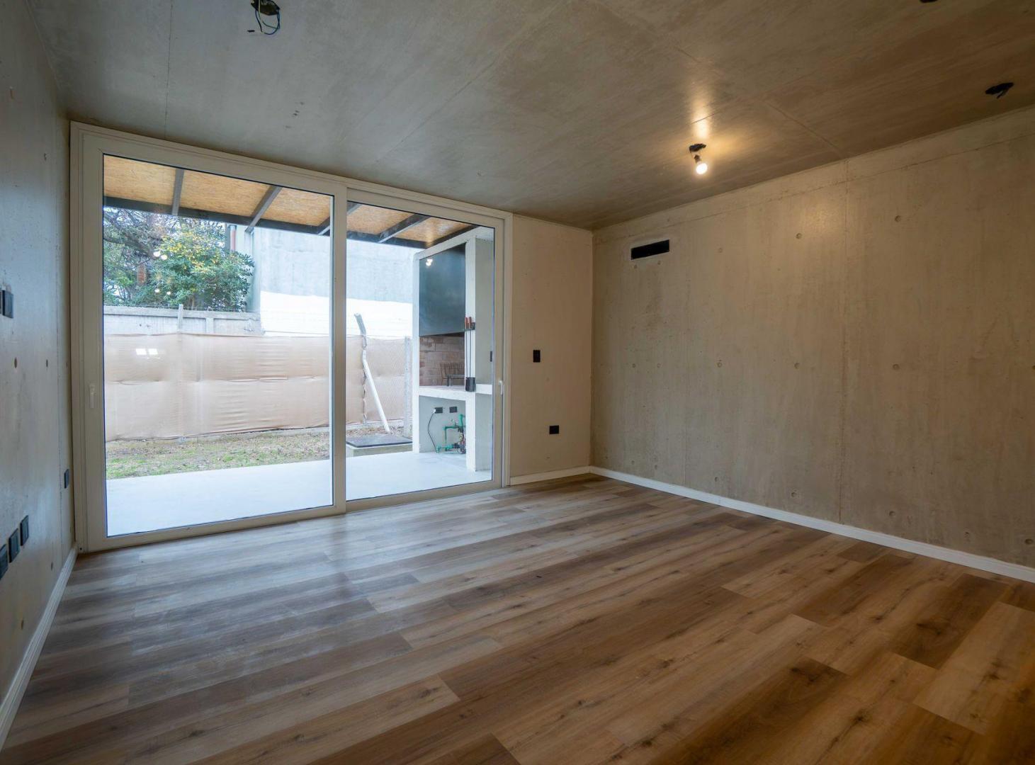 Foto de CASA EN ALQUILER 1 DORMITORIO - GONNET, imagen 3