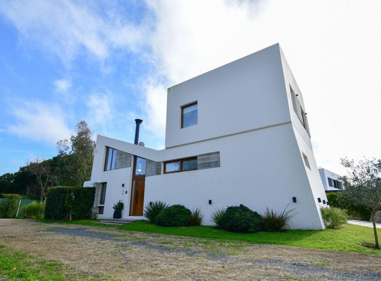 Foto de Casa d diseño barrio cerrado Villa Elisa 3 dormit, imagen 3