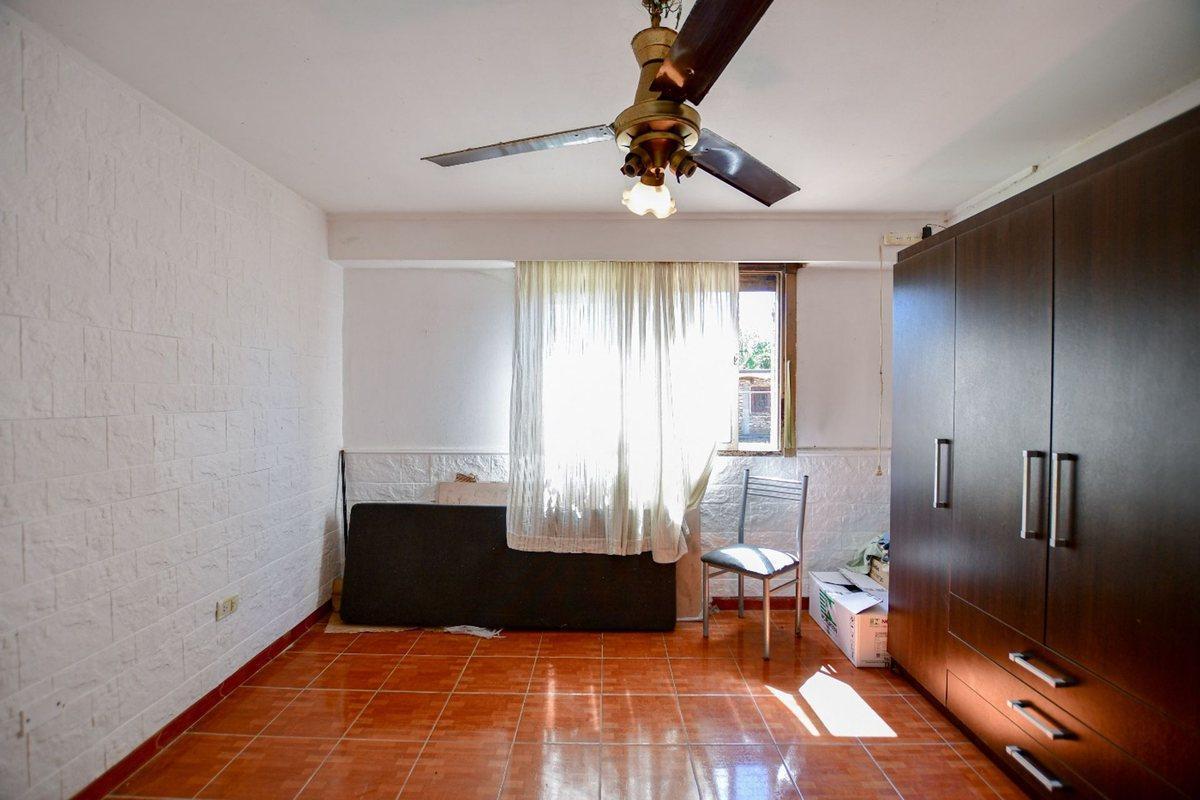 Foto de Venta Casa 2 Dormitorios A Refaccionar La Plata, imagen 2