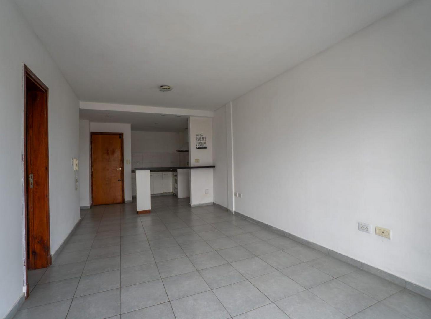 Foto de MONOAMBIENTE en ALQUILER con BALCÓN en LA PLATA, imagen 3