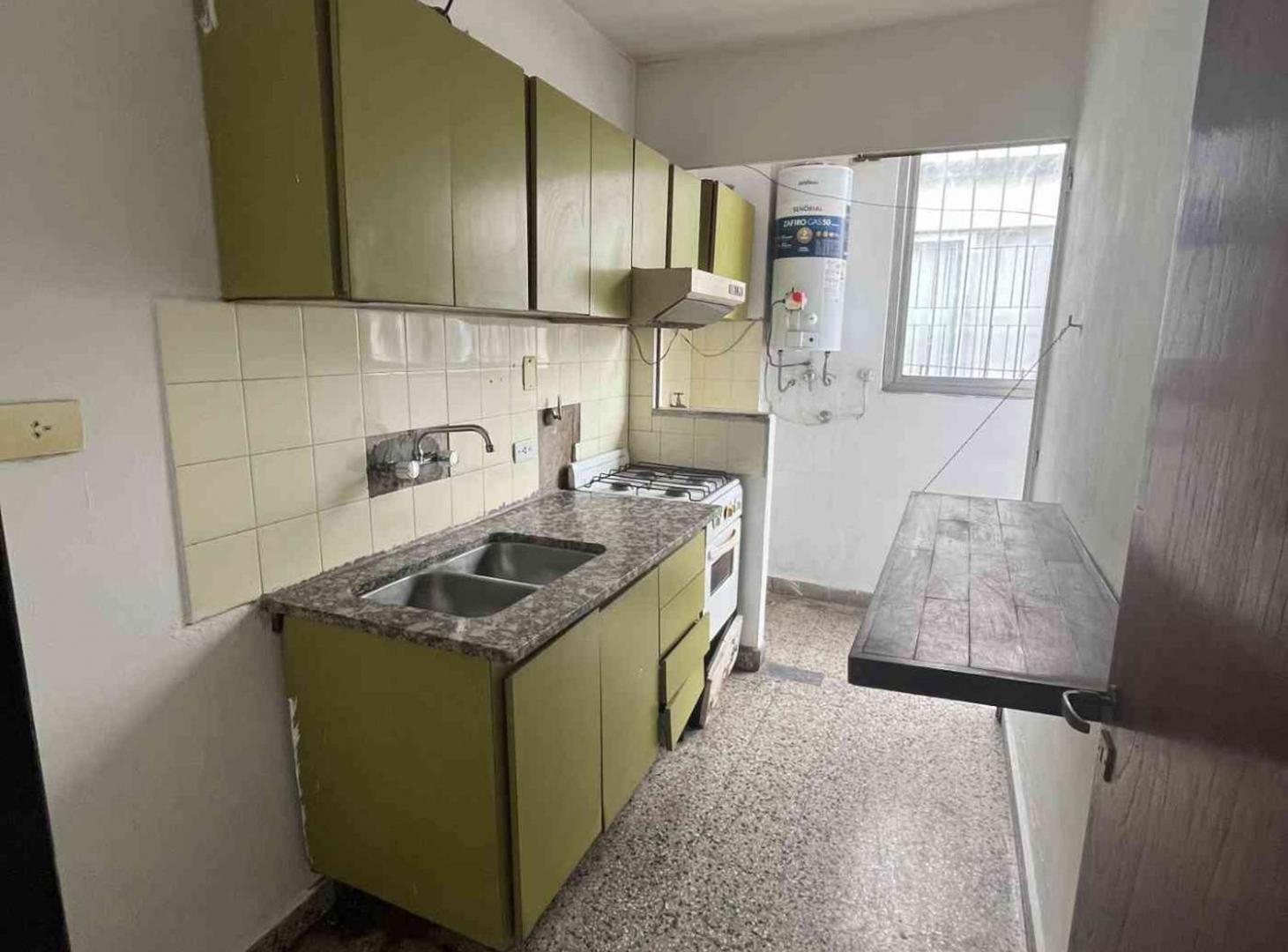 Foto de VENTA DEPARTAMENTO 2 DORMITORIOS ZONA FACULTADES, imagen 3