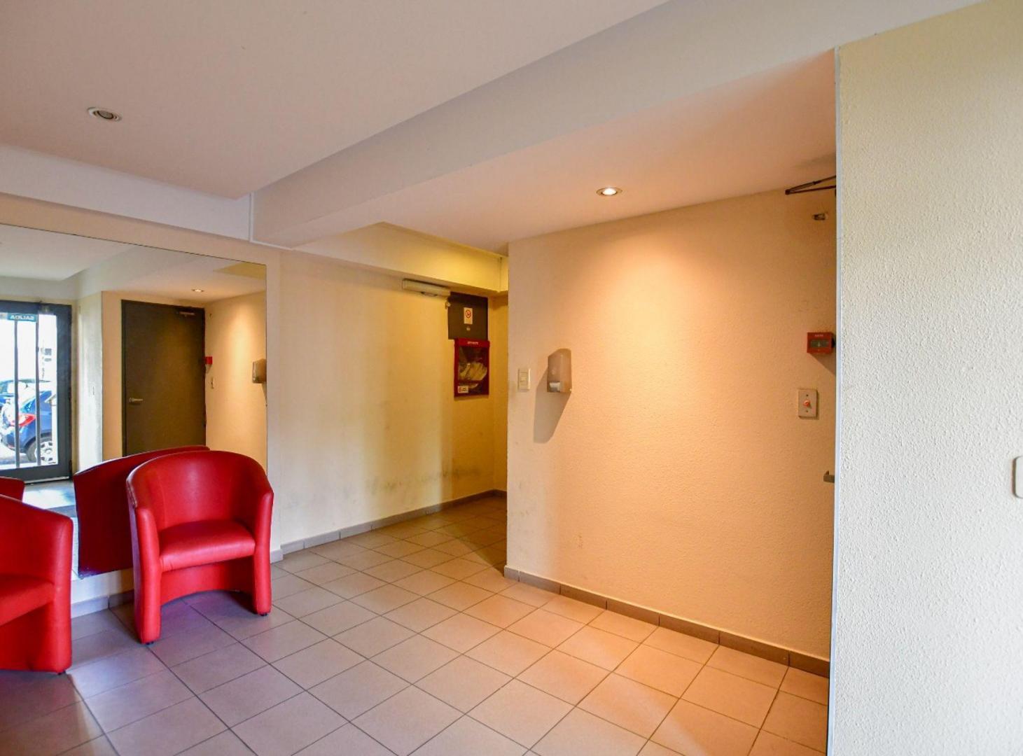 Foto de Venta de Departamento 2 dormitorios y cochera., imagen 2