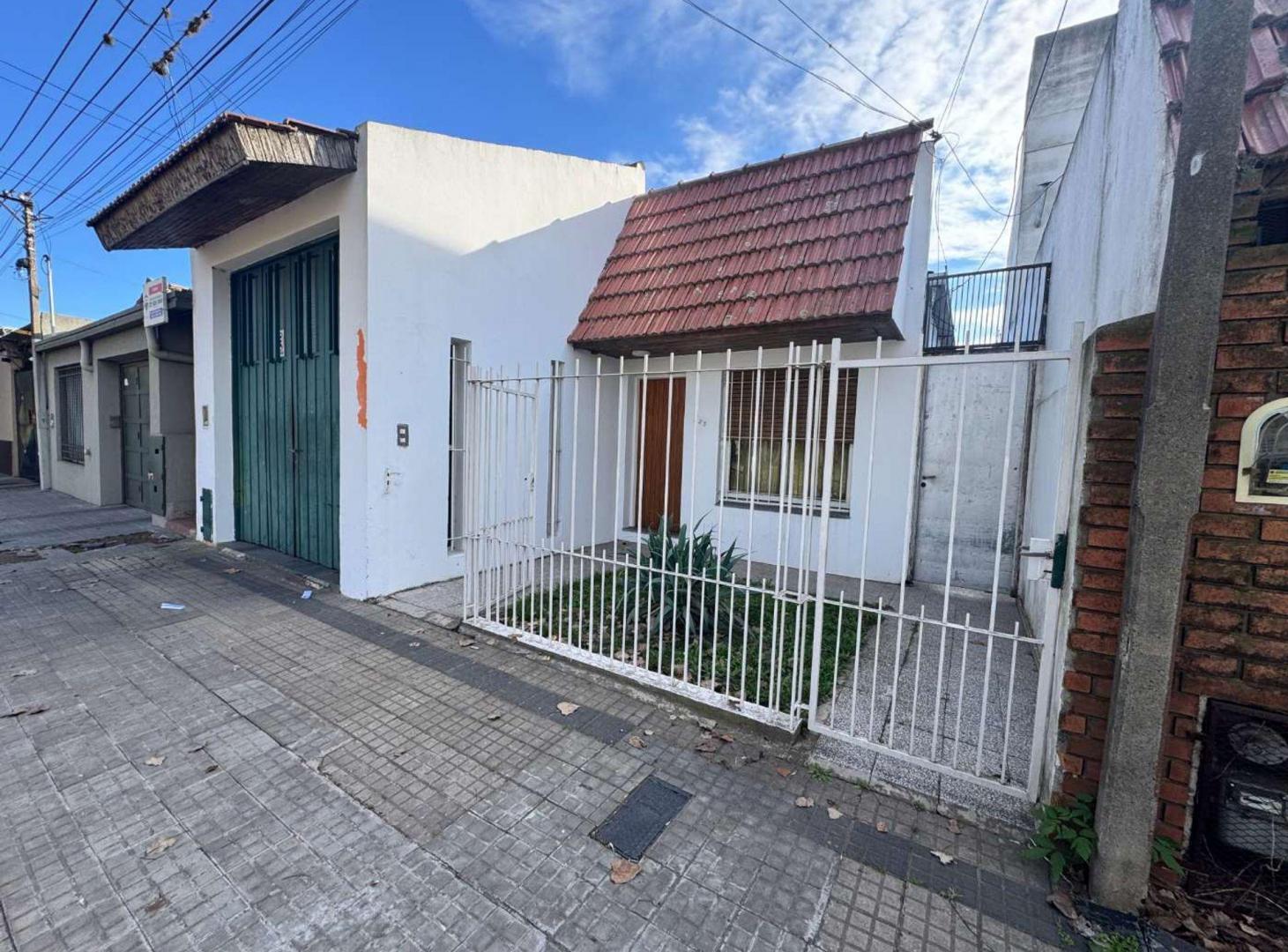 Foto de CASA EN VENTA - TOLOSA - LA PLATA, imagen 2