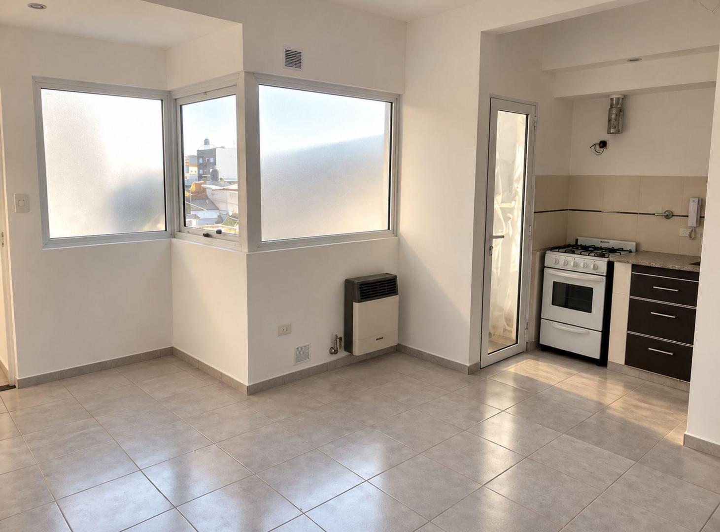 Foto de DEPARTAMENTO EN ALQUILER - LA PLATA, imagen 2