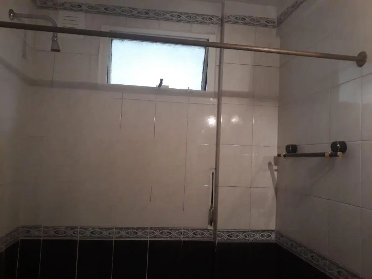 cerca de facultades : dos dormitorios dos baños con patio . contrafrente tranquilo 8