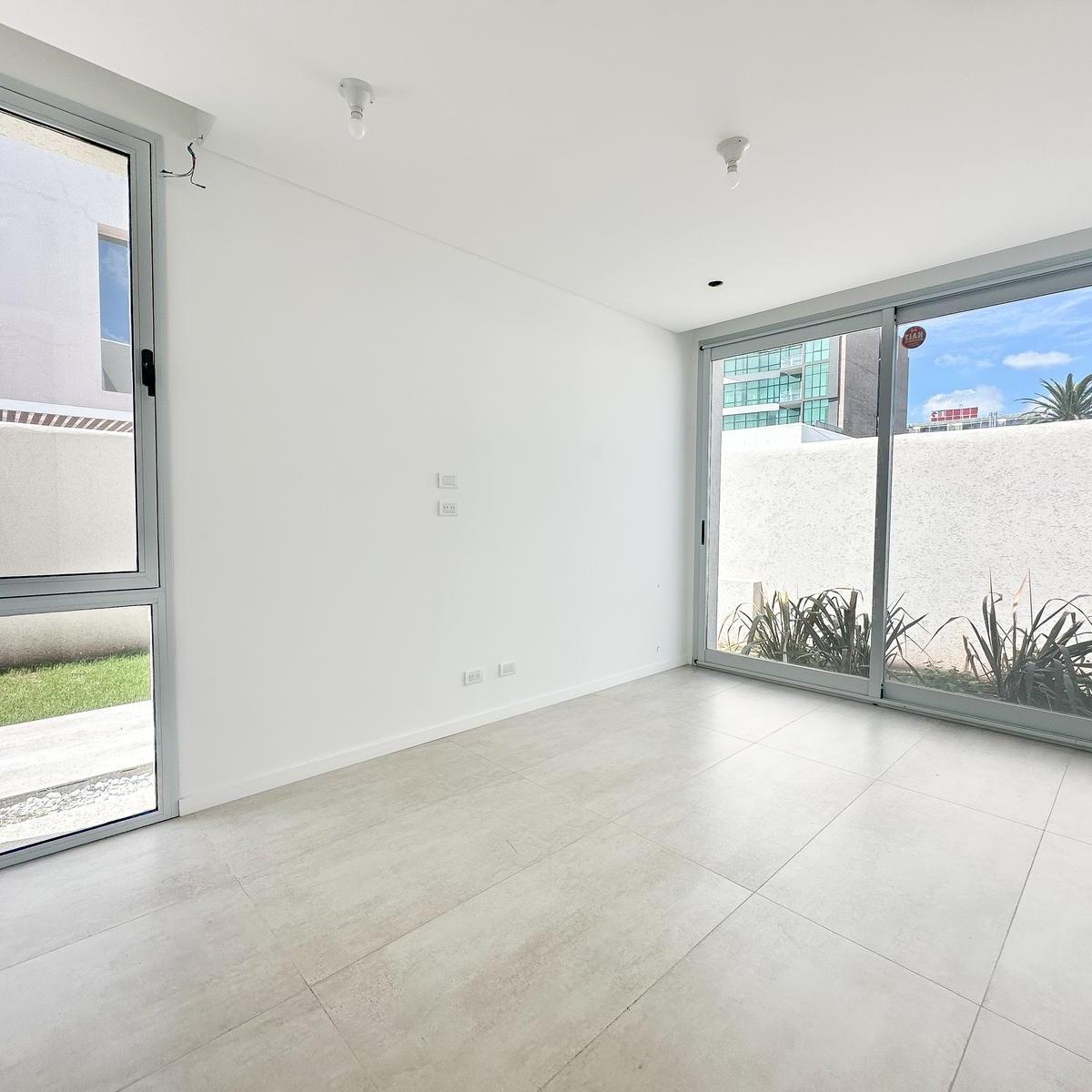 Foto de Casa en venta en Barrio privado en Fisherton 3 dormitorios c/ patio y, imagen 2
