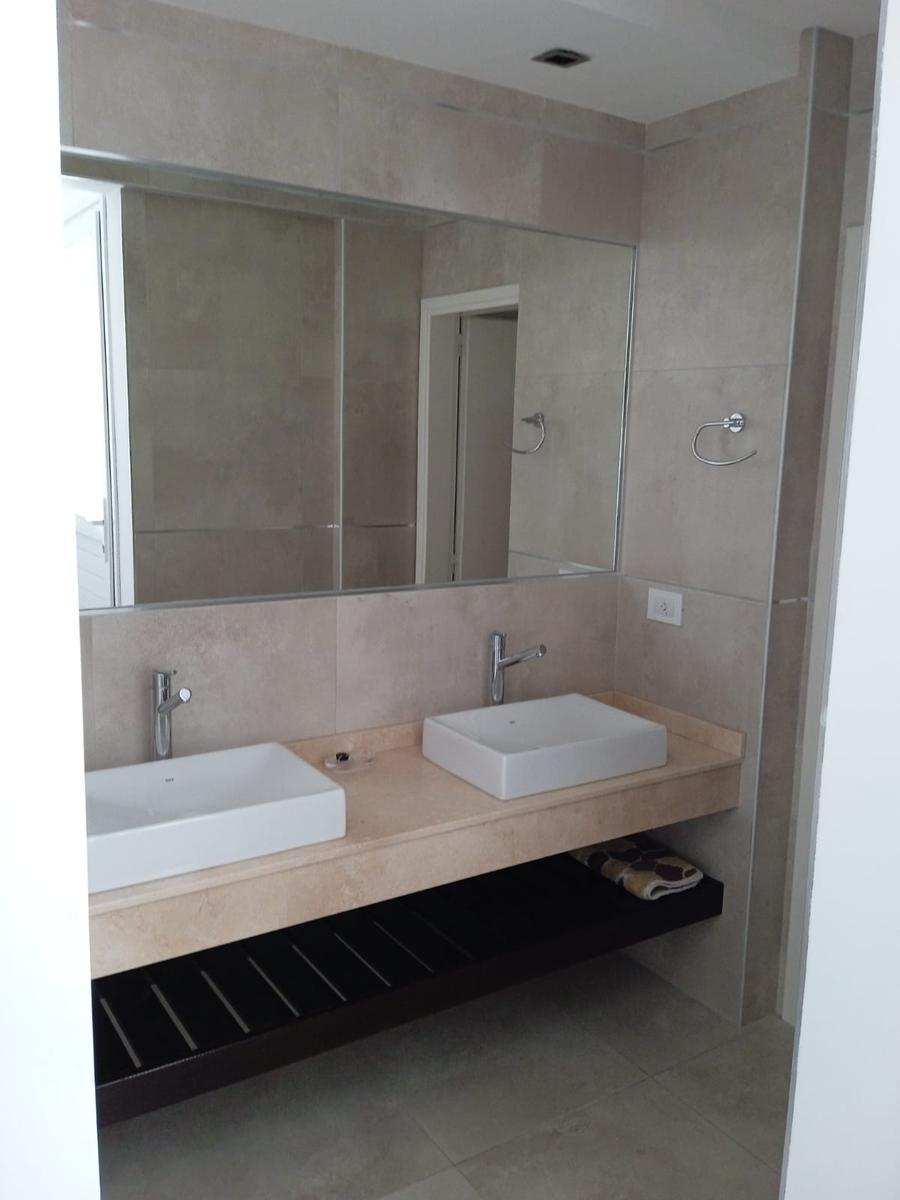 Oportunidad! Casa de Diseño, 4 Dorm, Costa Esmeralda Pinamar 3