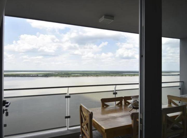 Departamento en Venta, Puerto Norte, Rosario, 3 dormitorios con hermosa vista ! 1