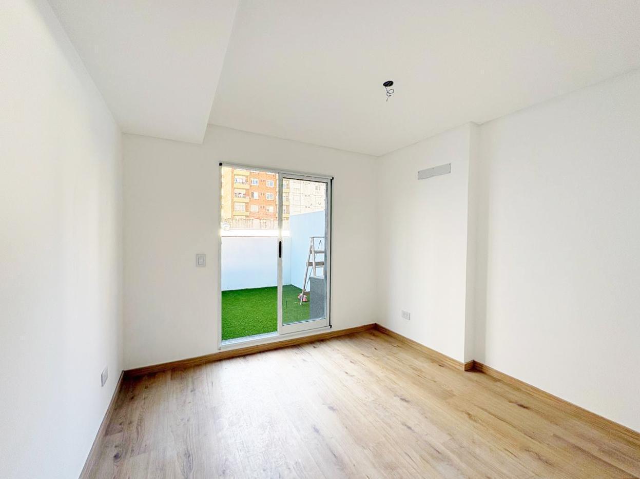 Casa en Venta, Centro, Rosario, 3 dormitorios totalmente a nueva !