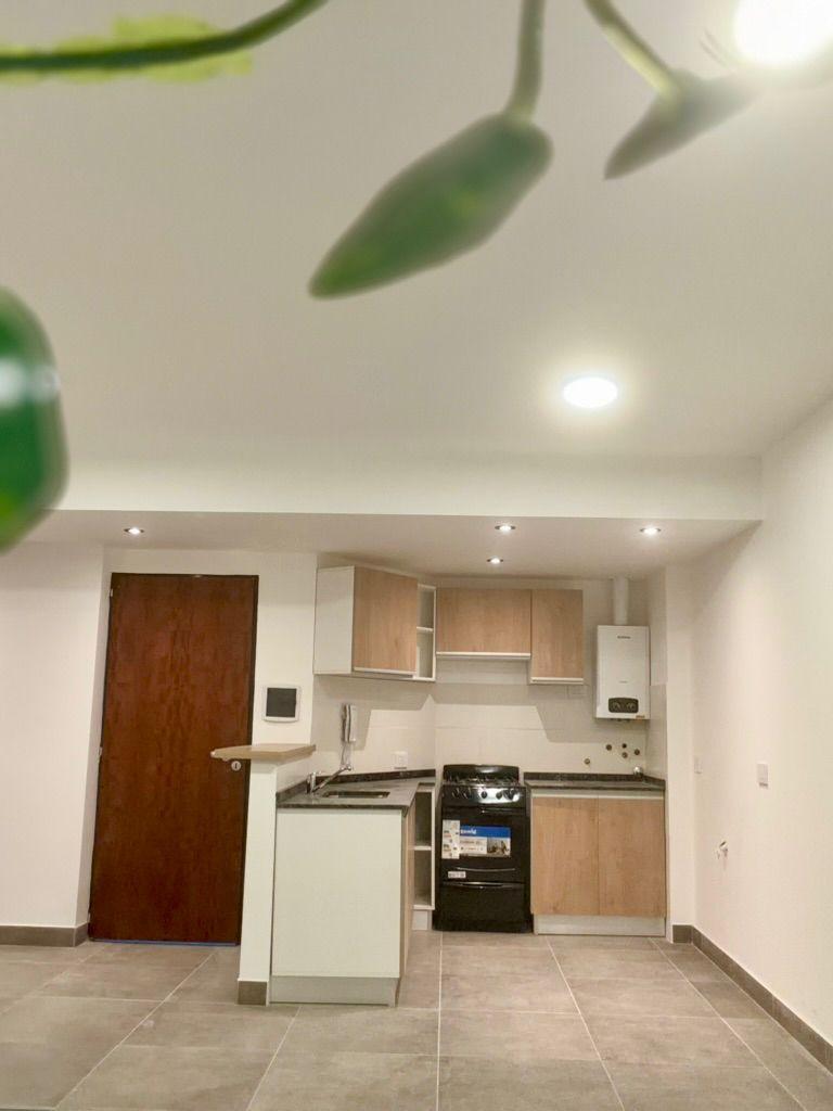 Departamento en Venta, Republica de la Sexta, Rosario, 1 dormitorio c/patio
