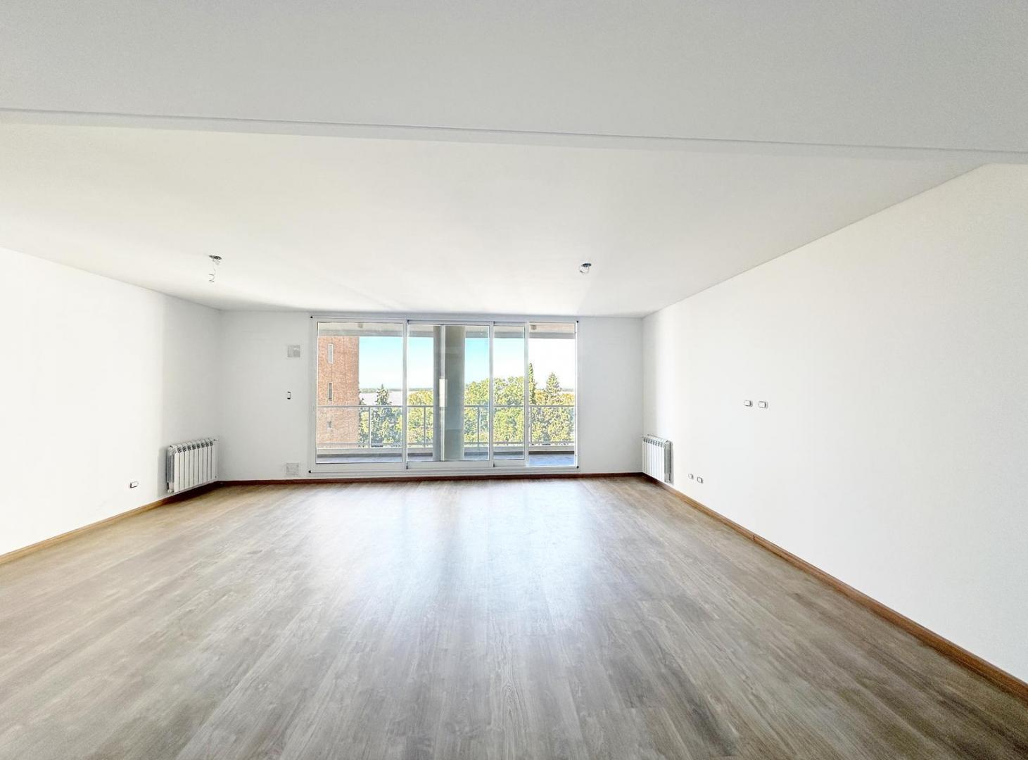 Departamento en venta en Barrio Martin, Rosario 2 Dormitorios más comodín c/amenities