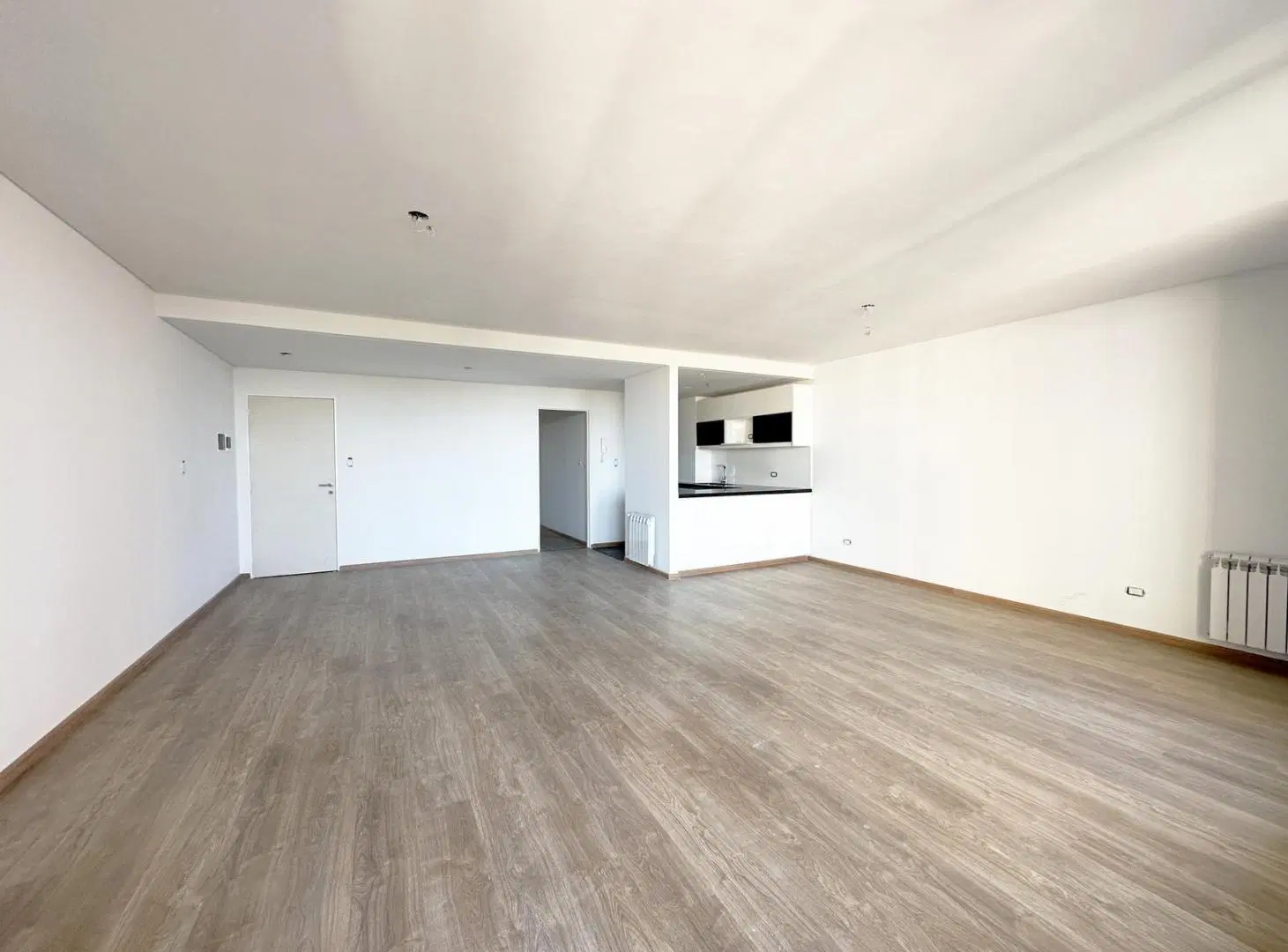 Departamento en venta en Barrio Martin, Rosario 2 Dormitorios más comodín c/amenities 5