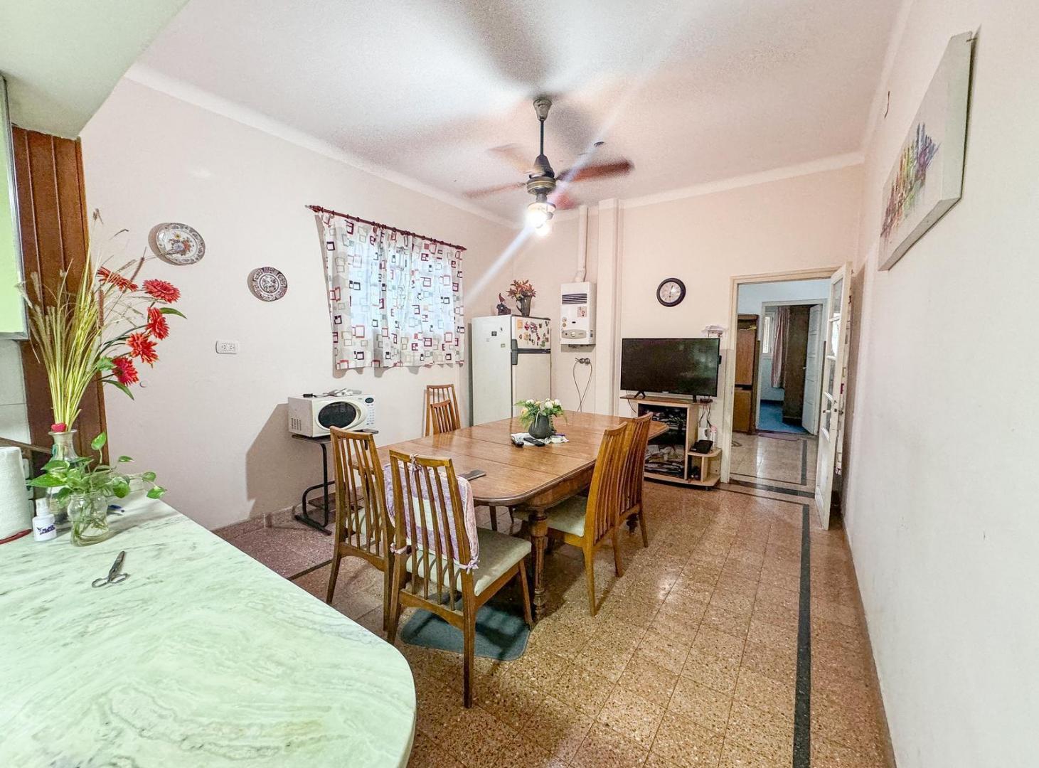 Venta Casa echesortu, rosario, 3 dormis planta alta