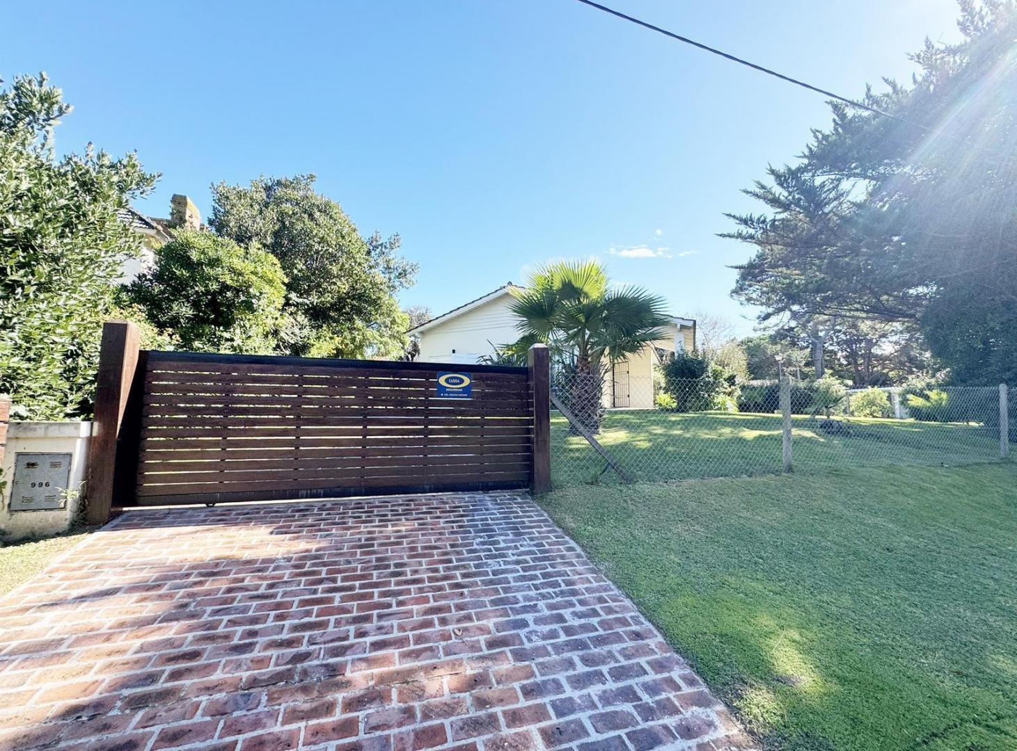 Casa en Venta, Av. del Libertador , Pinamar, 3 dormitorios