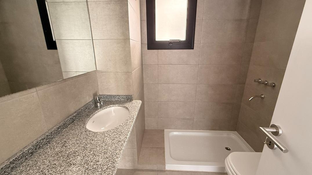 Departamento en Venta, Centro, Rosario, 2 dormitorios c/cochera