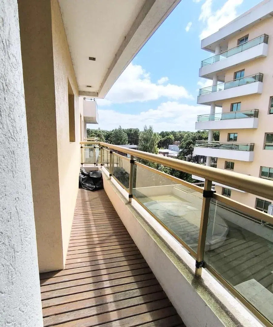 Departamento en Venta, Pinamar, 1 dormitorio c/cochera y baulera 4