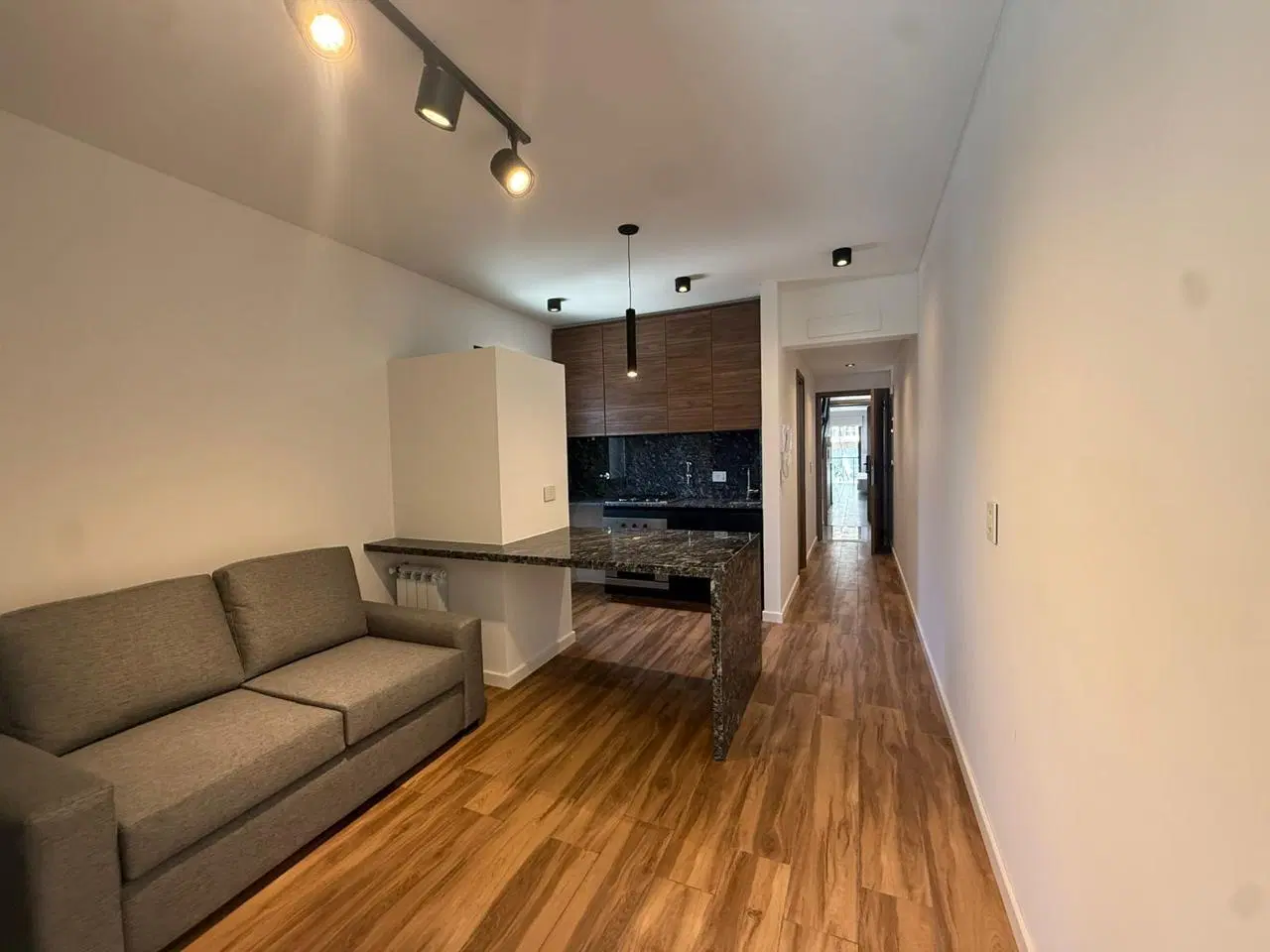 Departamento en Venta, Barrio Martin, Rosario, monoambiente c/amenities 2