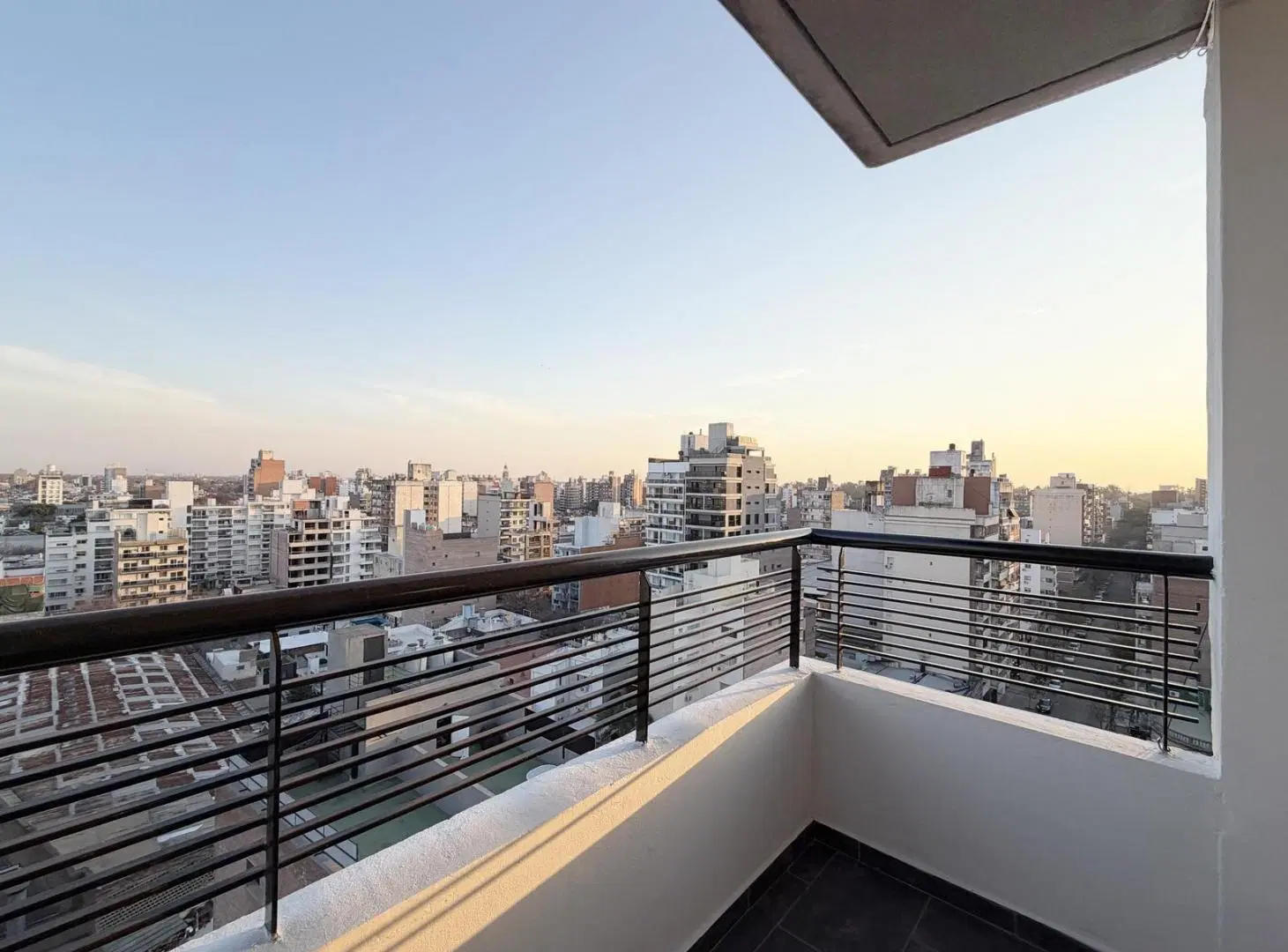 Departamento en alquiler, Abasto, Rosario, triplex con terraza exclusiva y cochera doble 2