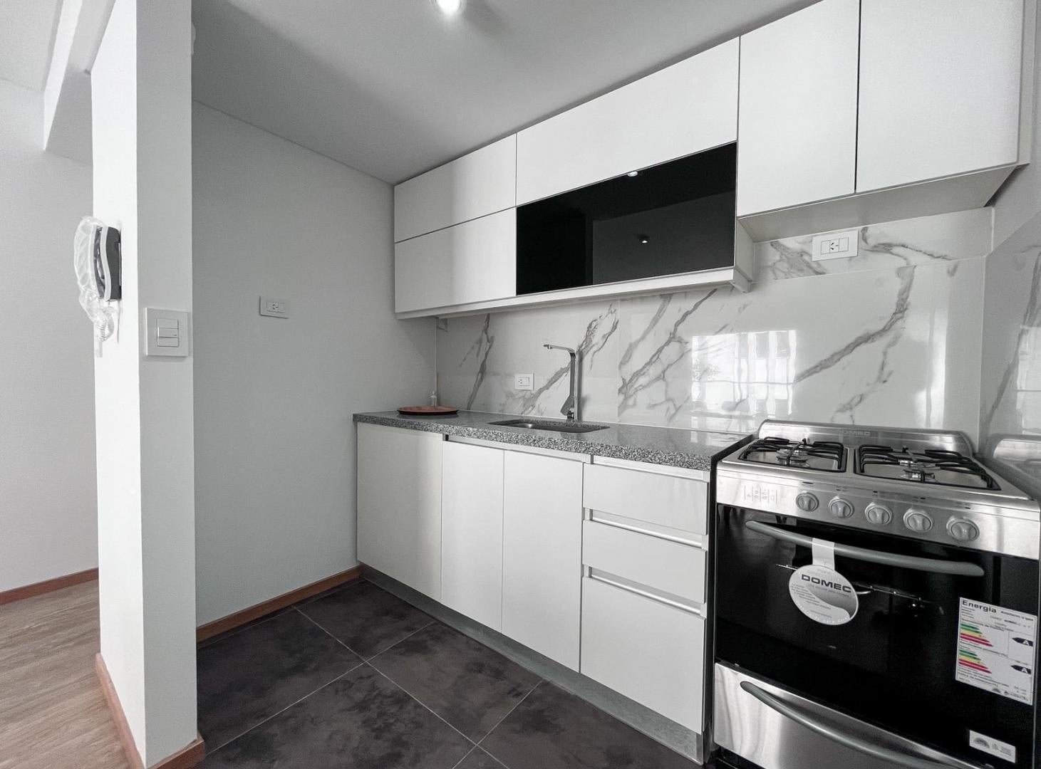 Foto de Departamento en venta en Martin, Rosario,1 dormitorio c/amenities, imagen 4