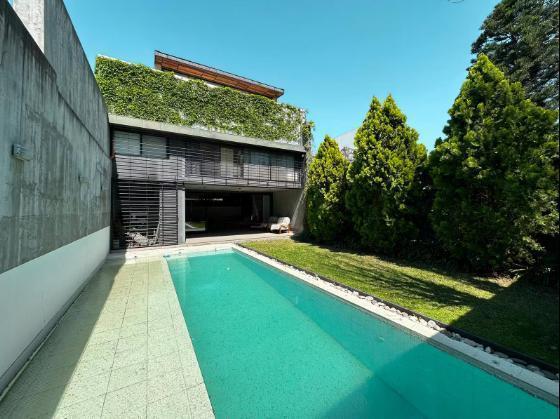 Foto de Casa en Venta, Rosario, Pje. Zavalla 3700, 3 dormitorios c/2 cocheras, imagen 2