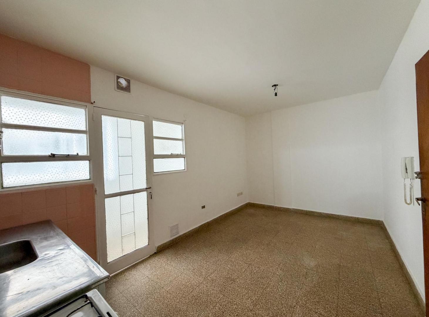 Foto de Departamento en Venta, Centro, Rosario, 2 dormitorios en oportunidad !, imagen 4