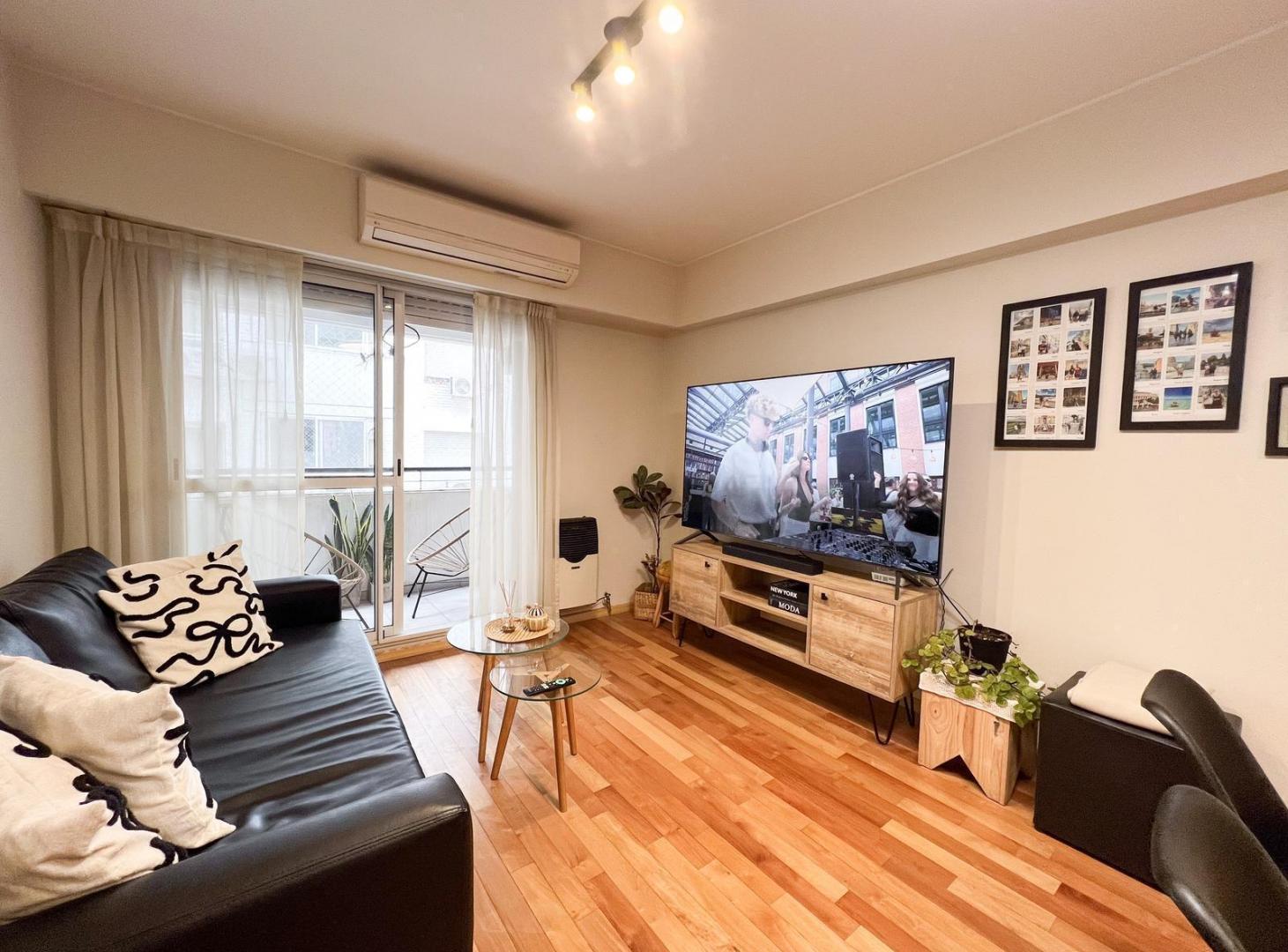 Foto de Departamento en Venta, Martin, Rosario, 2 dormitorios con cochera !, imagen 1